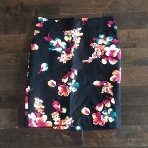 𝅺merona Lined Floral Skirt with Pockets Size 2 EUC